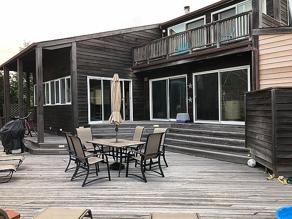 3rd image of 755 Ocean Breeze Walk