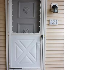 223 Fox Run Ln #9C, Carmel, NY 10512