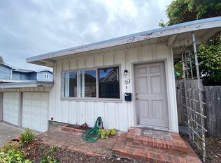 313 Monterey Ave, Pacific Grove, CA 93950