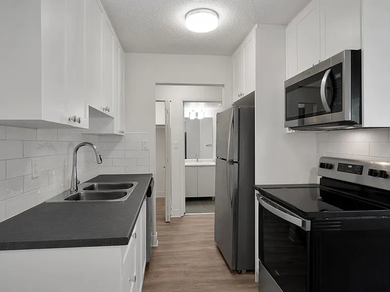 645 Townsite Rd — Photo 22
