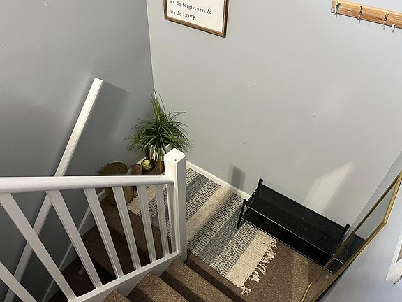 2nd image of 29 Oakwood Ave