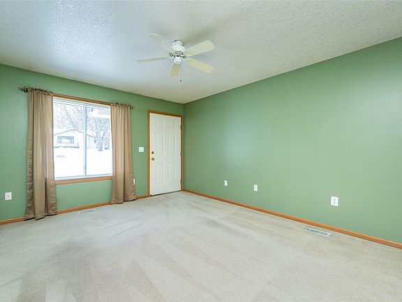 2nd image of 4550 Fairview Dr