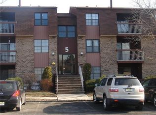 57C Golden Sq, Woodbridge, NJ 07095