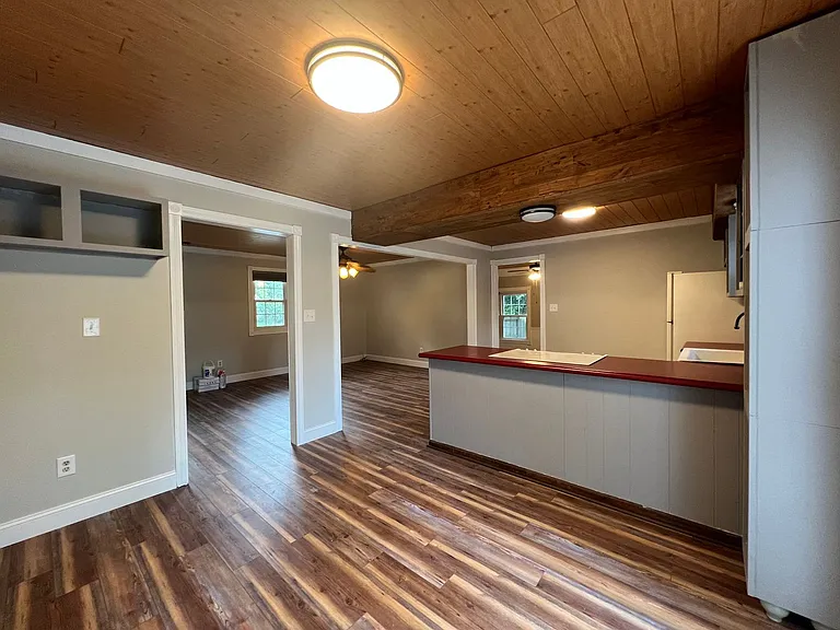 1008 Stillwood Ct — Photo 7