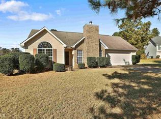 239 Raventree Ln, Griffin, GA 30224