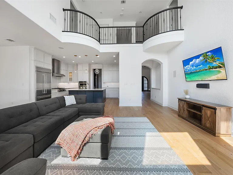 7108 Calypso Ln — Photo 10