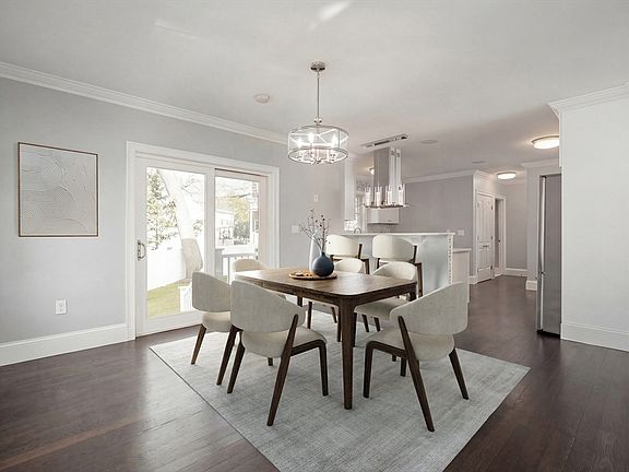 4th image of 472-474 Hyde Park Ave