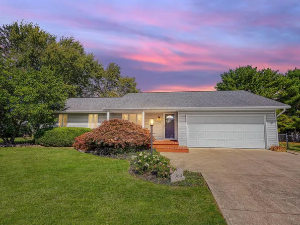 364 Old Meadows Ct, Canal Winchester, OH 43110