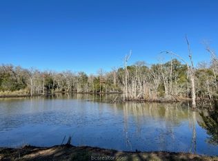 W Henry Prairie Rd, Hearne, TX 77859