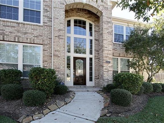 2nd image of 4507 Longmont Park Ct