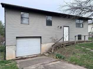 1358 Neighborhood Rd, Gallipolis, OH 45631