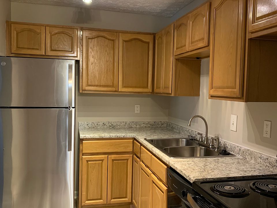 1st image of 2702 Industrial Dr APT 813