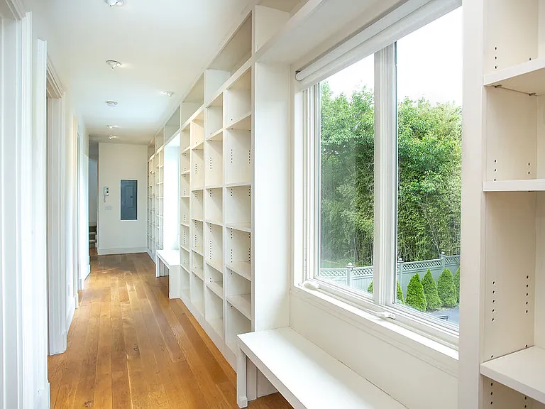 18 Sheffield Ave #2 — Photo 11