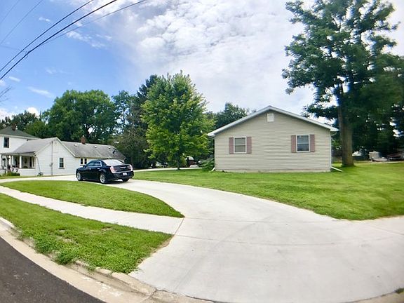 2nd image of 1217 Crosat St