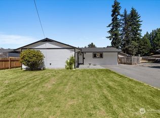 1601 E Hazel Ave, Burlington, WA
