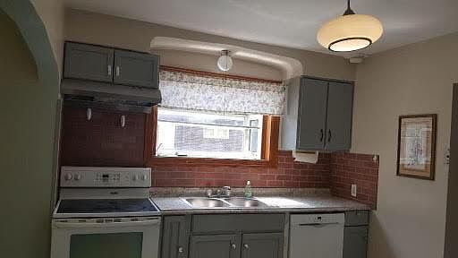 5th image of 130 Monica Dr