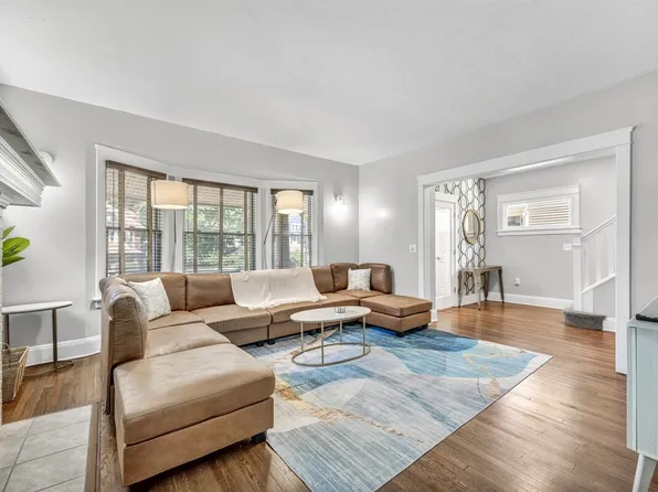 1501 E 105th St, Cleveland, OH