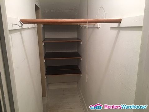 5th image of 443 Banfil St