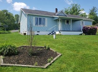 1087 Old Baywood Rd, Galax, VA 24333