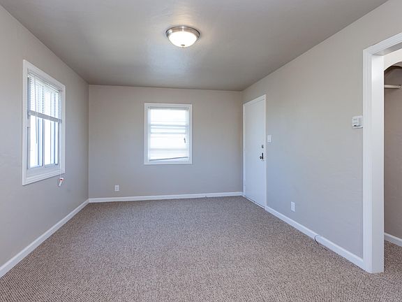 3rd image of 743 Mills Ave