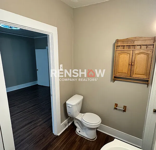 3644 Faxon Ave — Photo 10