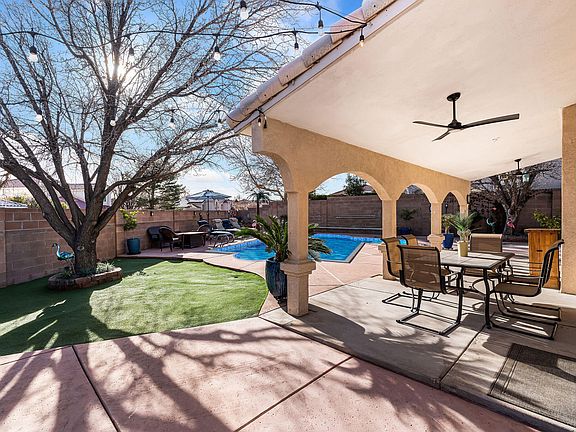 5th image of 8101 Rancho Lago Ct NW