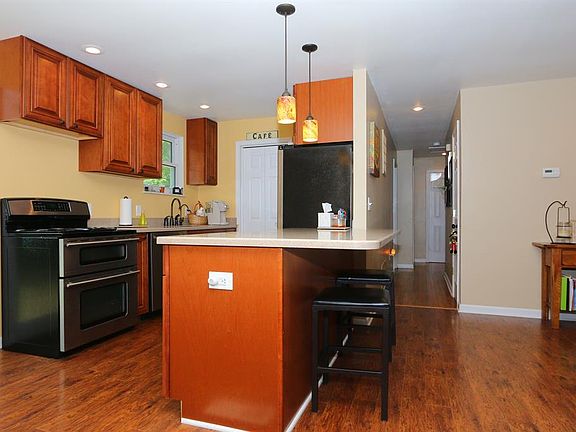 5th image of 6777 Clover Ave