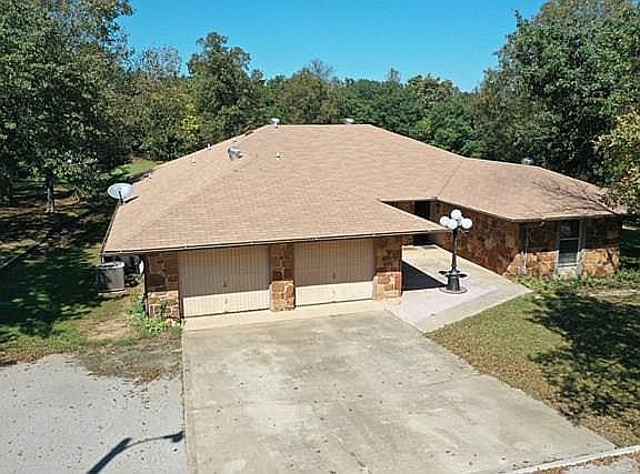 2nd image of 29904 Lake Dr