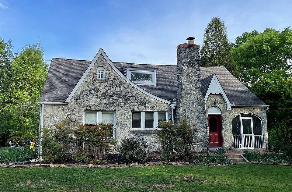 1st image of 1105 Oak Park Ave