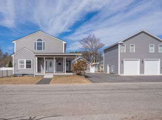 17 Carver St, Sanford, ME 04073
