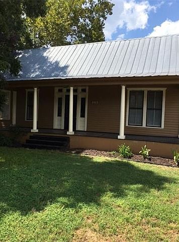 1st image of 403 Fawcett St