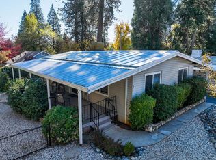 2 Primrose Ln, Grass Valley, CA 95945