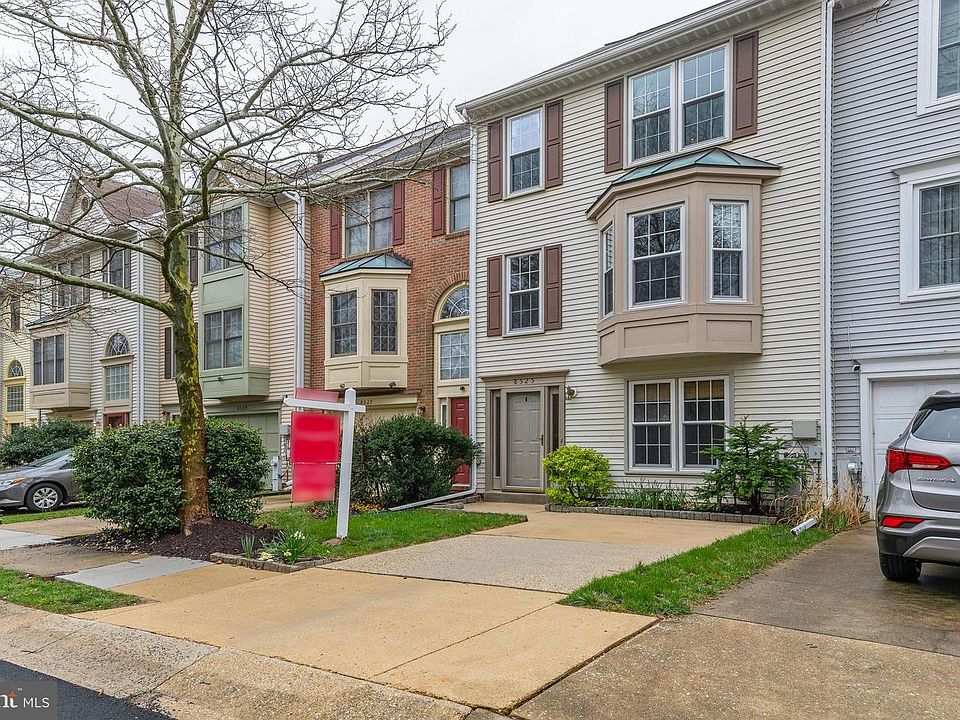 1st image of 8525 Woodland Manor Dr