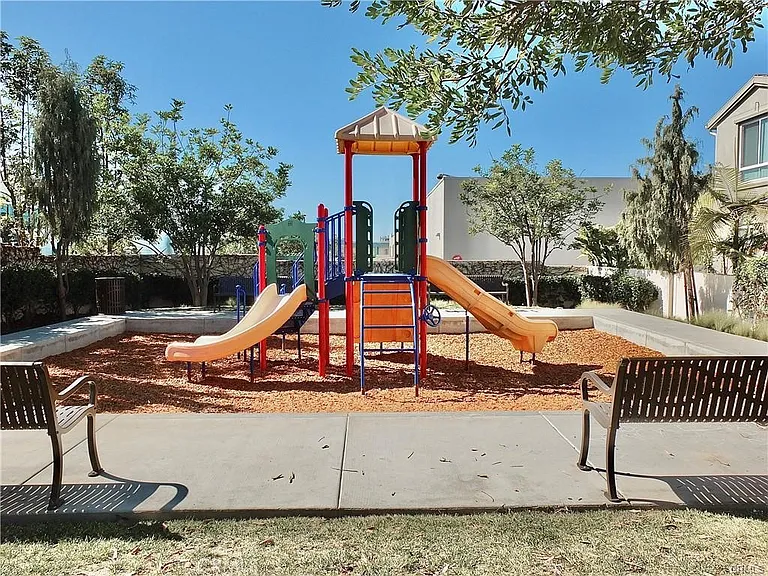 12035 Millennium Park Ct — Photo 12