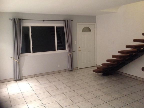 Downstairs Living Room & Entry