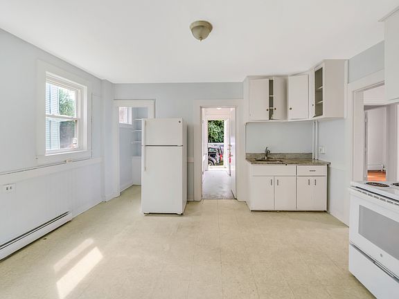 5th image of 233 S Whitney St