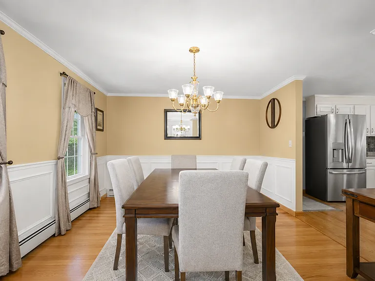 42 Clarke Rd — Photo 4