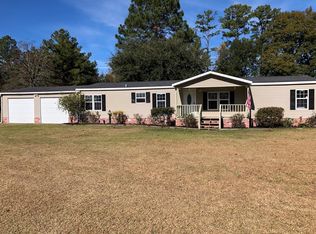 526 Grace Dr, Waycross, GA 31503