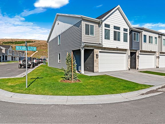 2nd image of 529 N Richland Valley St #11