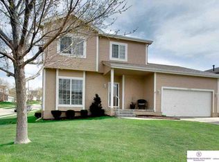 15055 Redman Ave, Omaha, NE 68116