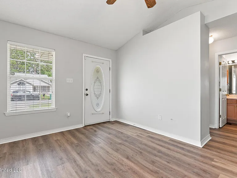 10740 E Bay Tree Dr — Photo 4