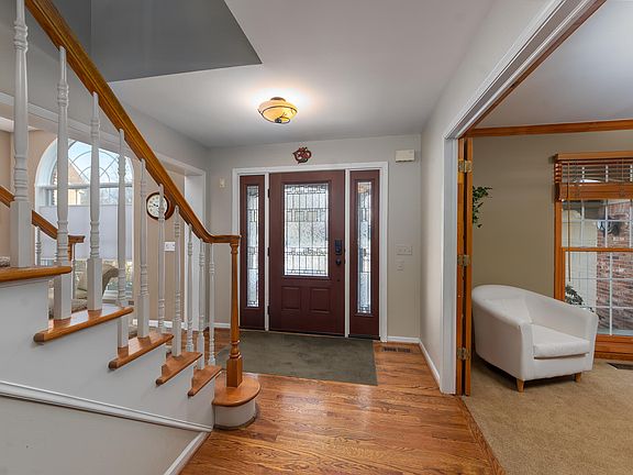 5th image of 43121 Ashbury Dr
