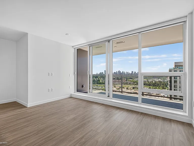 2135 Springer Ave #19XX — Photo 4
