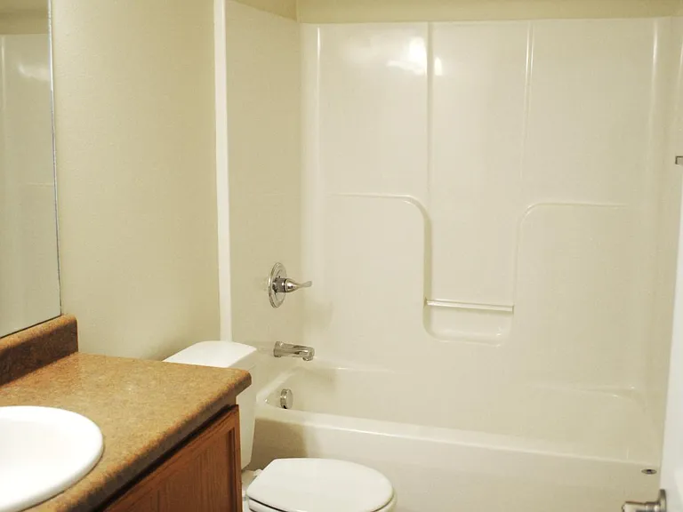 2201 Forest Ave #1 — Photo 16