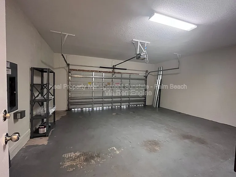 6786 Aliso Ave — Photo 26