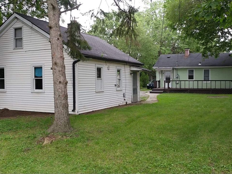 1st image of 35150 Hazelwood St