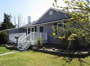 212 W Dawes Ave, Somers Point, NJ 08244