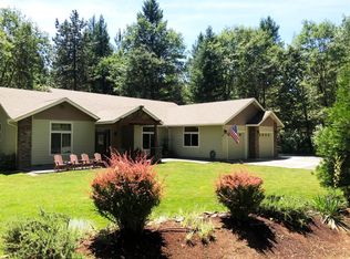 171 Opal Ln, Grants Pass, OR 97526