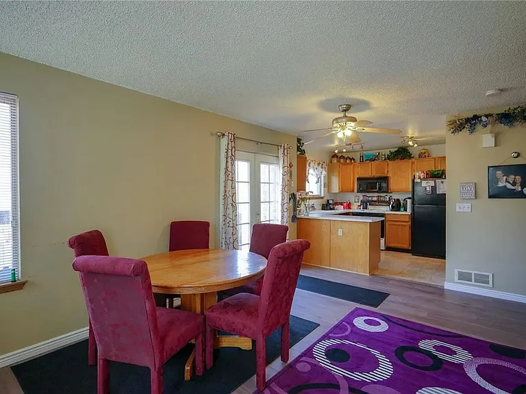 12232 Newport Dr — Photo 7