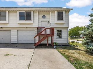 2152 10th St, Coralville, IA